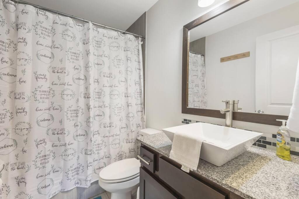 Cozy 2 Bed Townhome Near The Hospital 라파예트 외부 사진